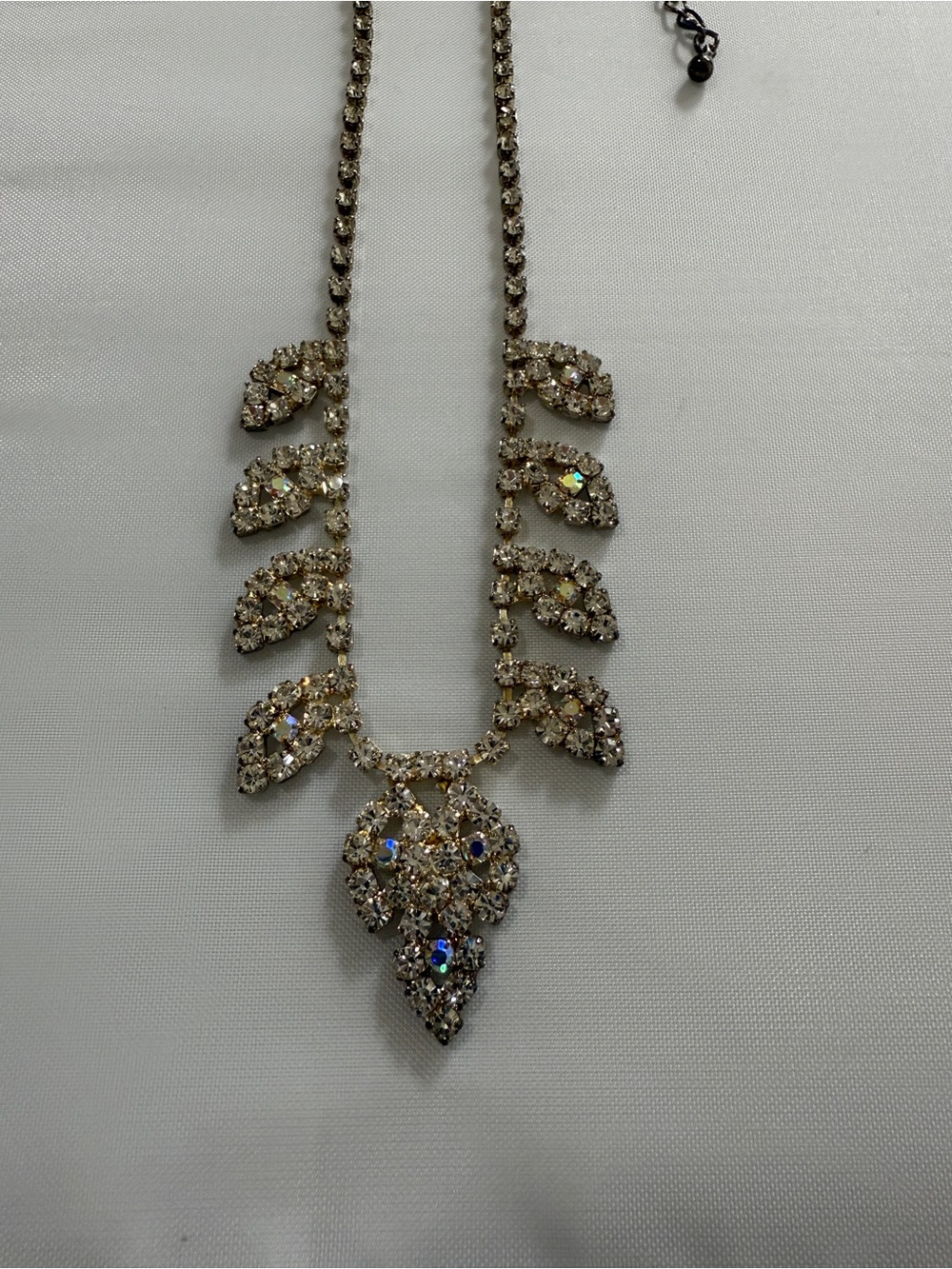 Vintage 50s/60s AB Aurora Borealis Rhinestone Glam Marilyn Monroe Necklace - Picture 3 of 13
